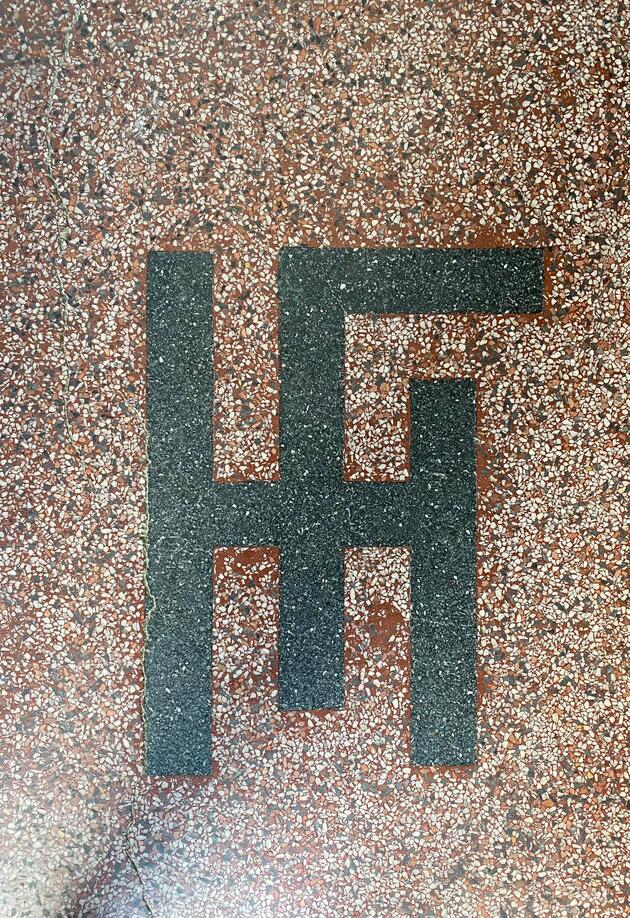 jhg