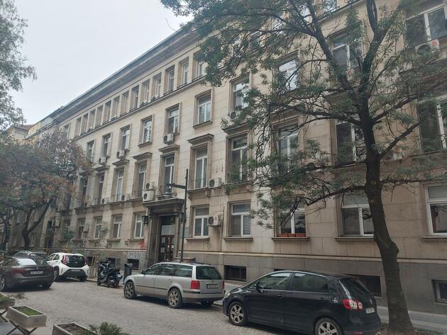 ф