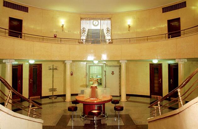 bank